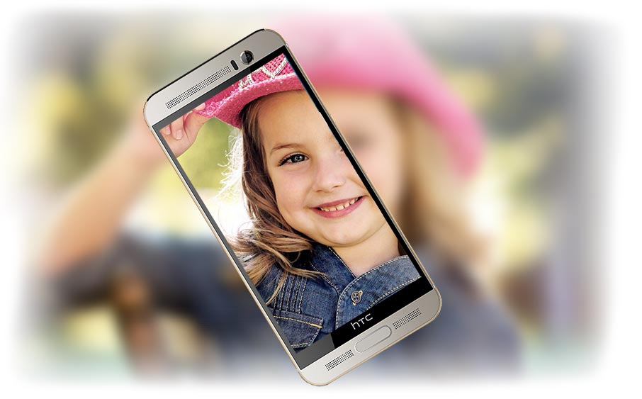 main camera one M9+